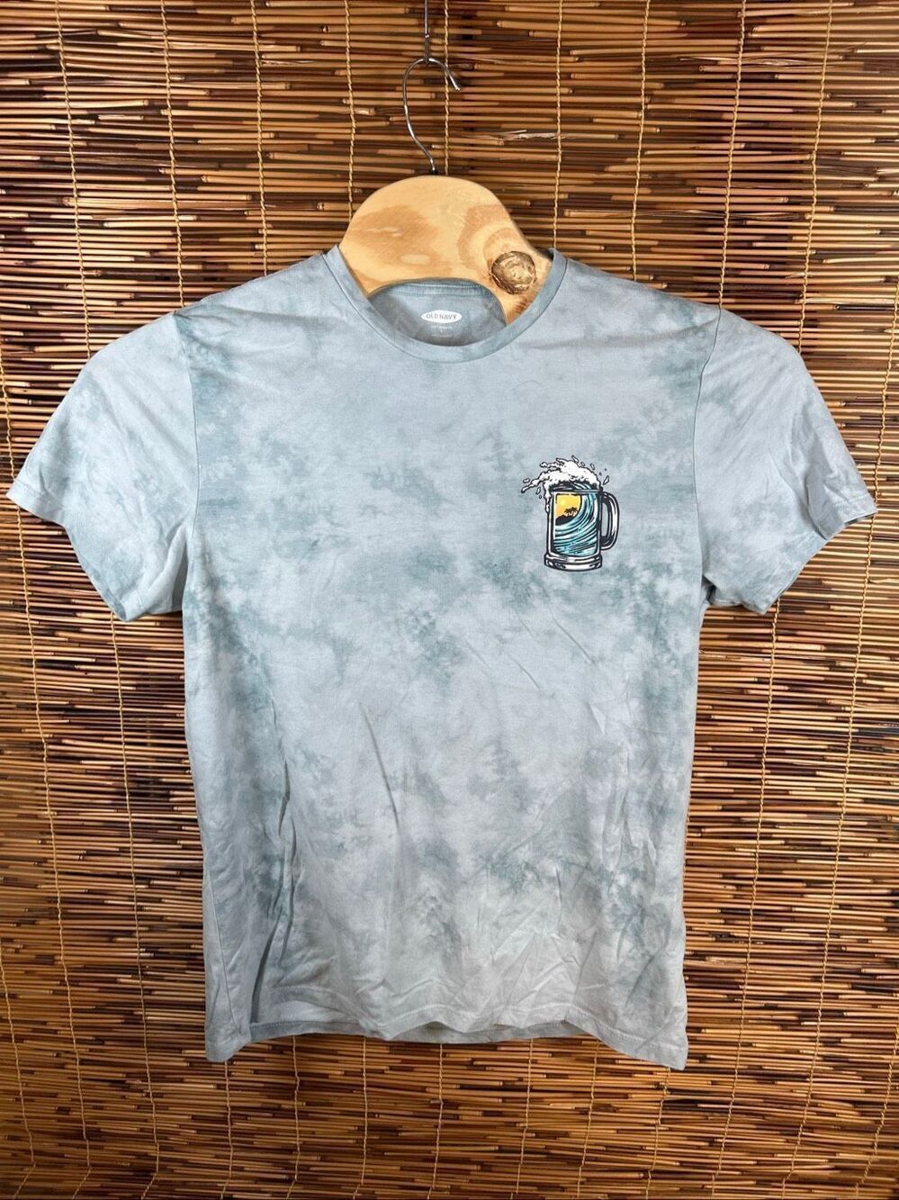 Old Navy Large Warm Waves Cold Beers Tshirt